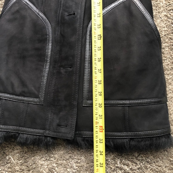 Authentic Burberry London shearling jacket - Picture 9 of 13
